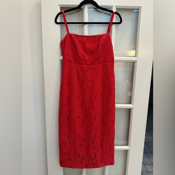 Fame and Partners The Max Midi Dress in Red Lace Sheath Chic Cocktail Size 8 Med - Picture 3 of 16
